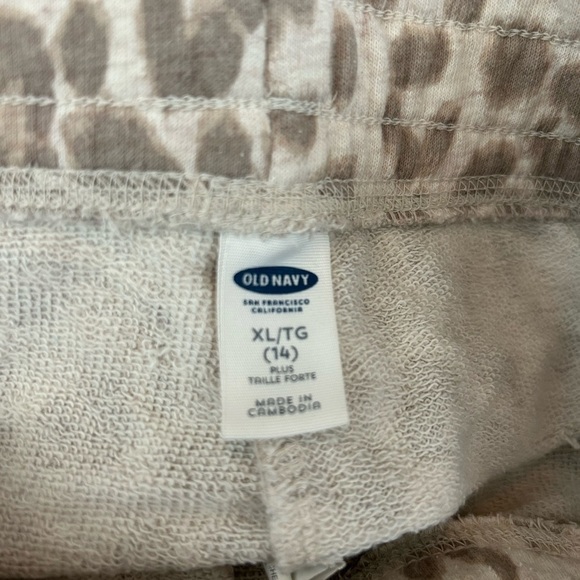 Old Navy Girl's Cream & Tan Leopard Drawstring Joggers Size XL (14) - Picture 4 of 5